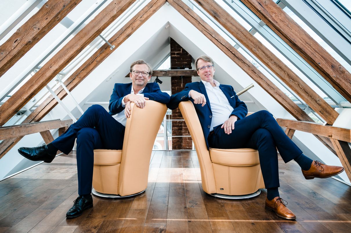 Schwarz & Matzen im Dachgeschoss