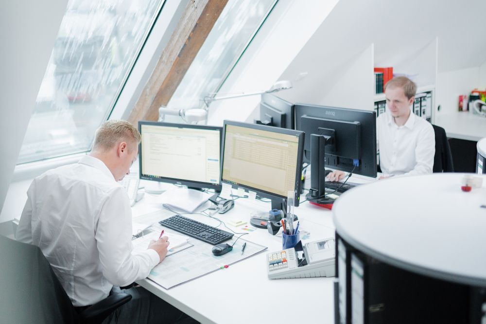 Mitarbeiter am Arbeitsplatz